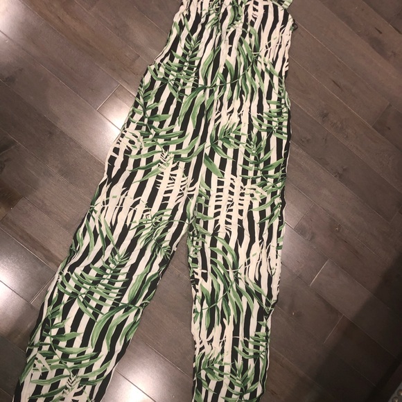 Tropical Zara Jumpsuit - Picture 5 of 6